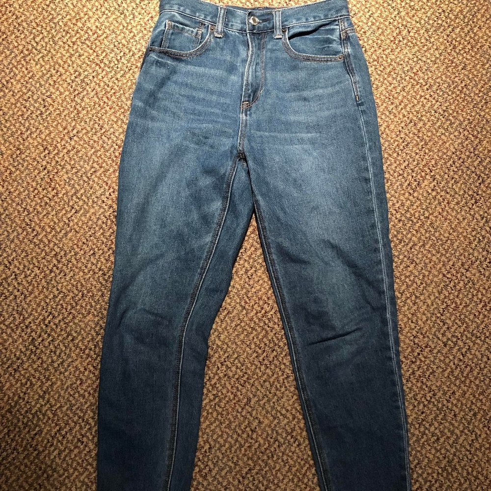 American Eagle Mom Jean Size 00 XXshort